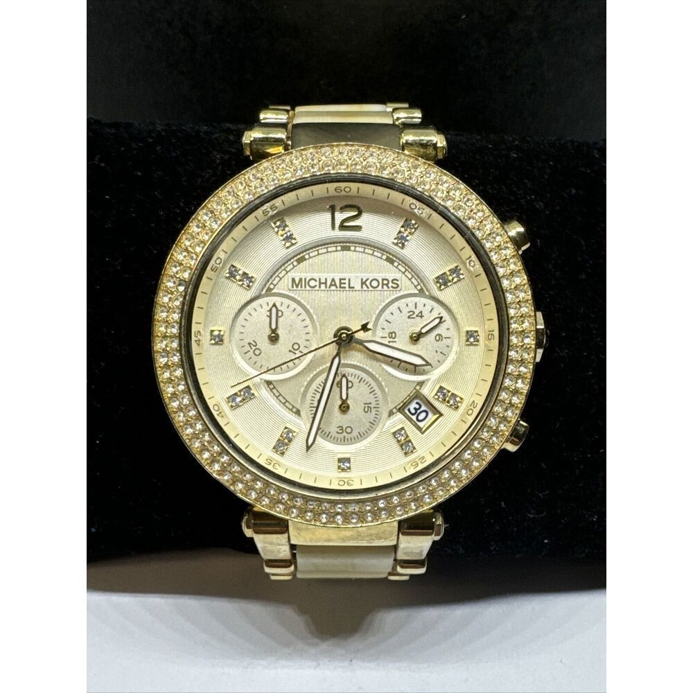 Michael Kors MK5632 Women's Gold Stainless Steel Analog Dial Quartz Watch JNA210